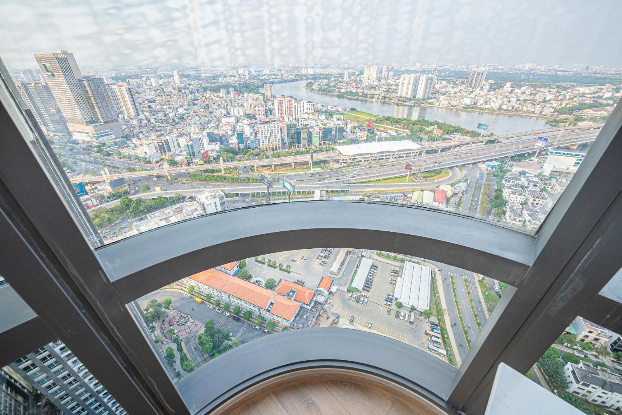 Khách sạn Landmark 81 Skyline 4*